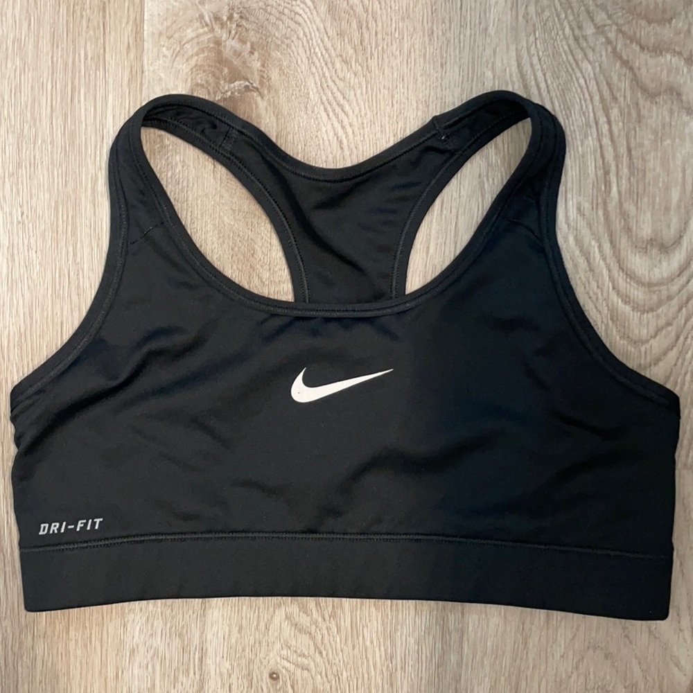 Nike Swoosh Dri-Fit Sports Bra - Black- Size small